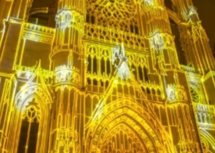 Lovely Vue Cathedrale, Hyper Centre, Proche Aeroport Et Gare Sncf * Beauvais